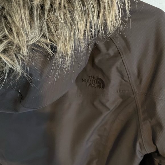 The North Face Women's Brown Jacket - Picture 5 of 6